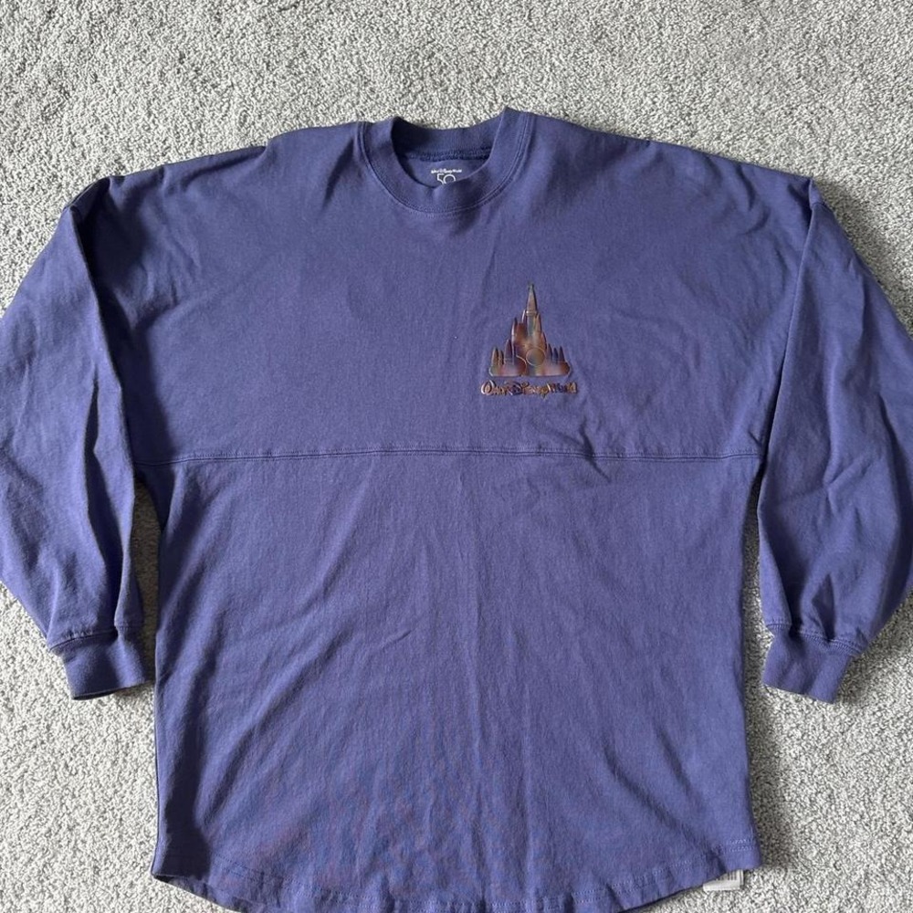 Walt Disney World 50th Anniversary purple iridescent quarter sleeve logo back‎
